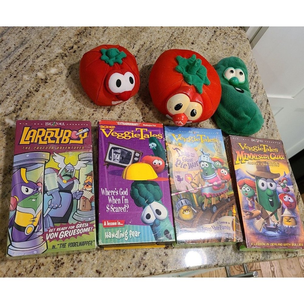 Veggietales VHS Lot of 4. 3 are New Sealed. And 3 Plush Tomato Cucumber